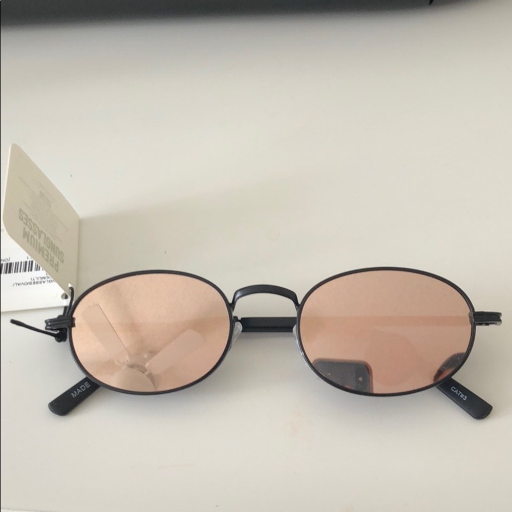 Oval black multi color sunglasses